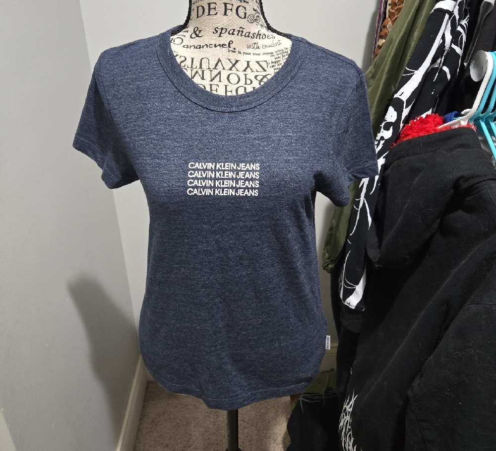 Calvin Klein Jeans Lot Of T-shirts